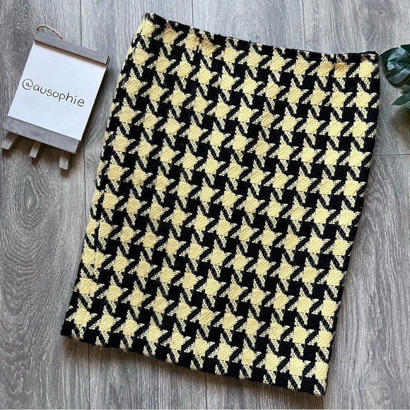 Inc international concepts y2k wool houndstooth pencil skirt in yellow. Size 8 - Picture 1 of 10